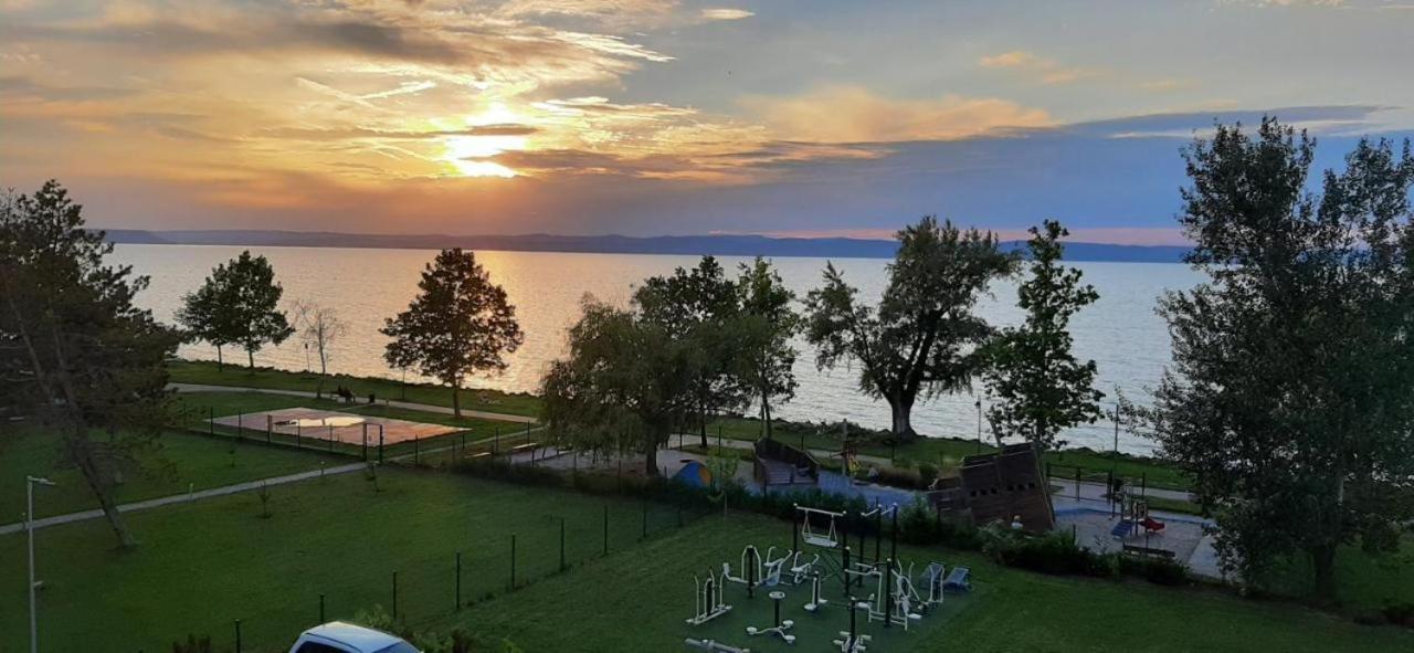 Sunset Home Apartman Siófok Exterior foto